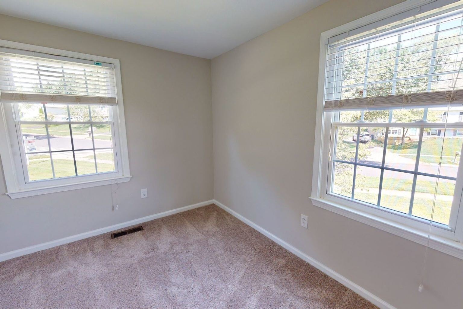 club-view-gaithersburg-bedroom-after-1536x1024